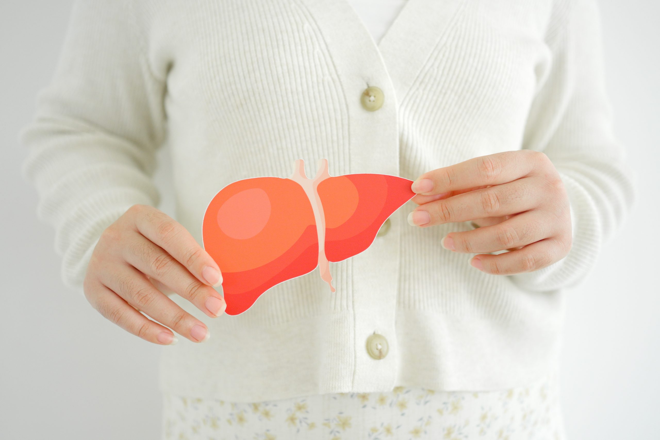 первыми от влияния токсинов страдают печень и почки